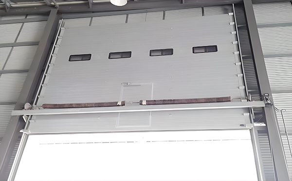 民勤工业滑升门