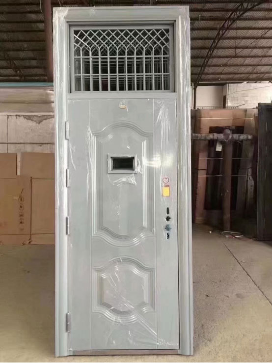 民勤学校教室门 民勤学校教室门