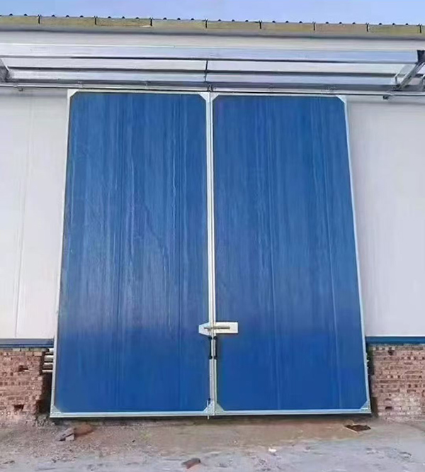 民勤工业门在大型仓储物流通道中的应用实例